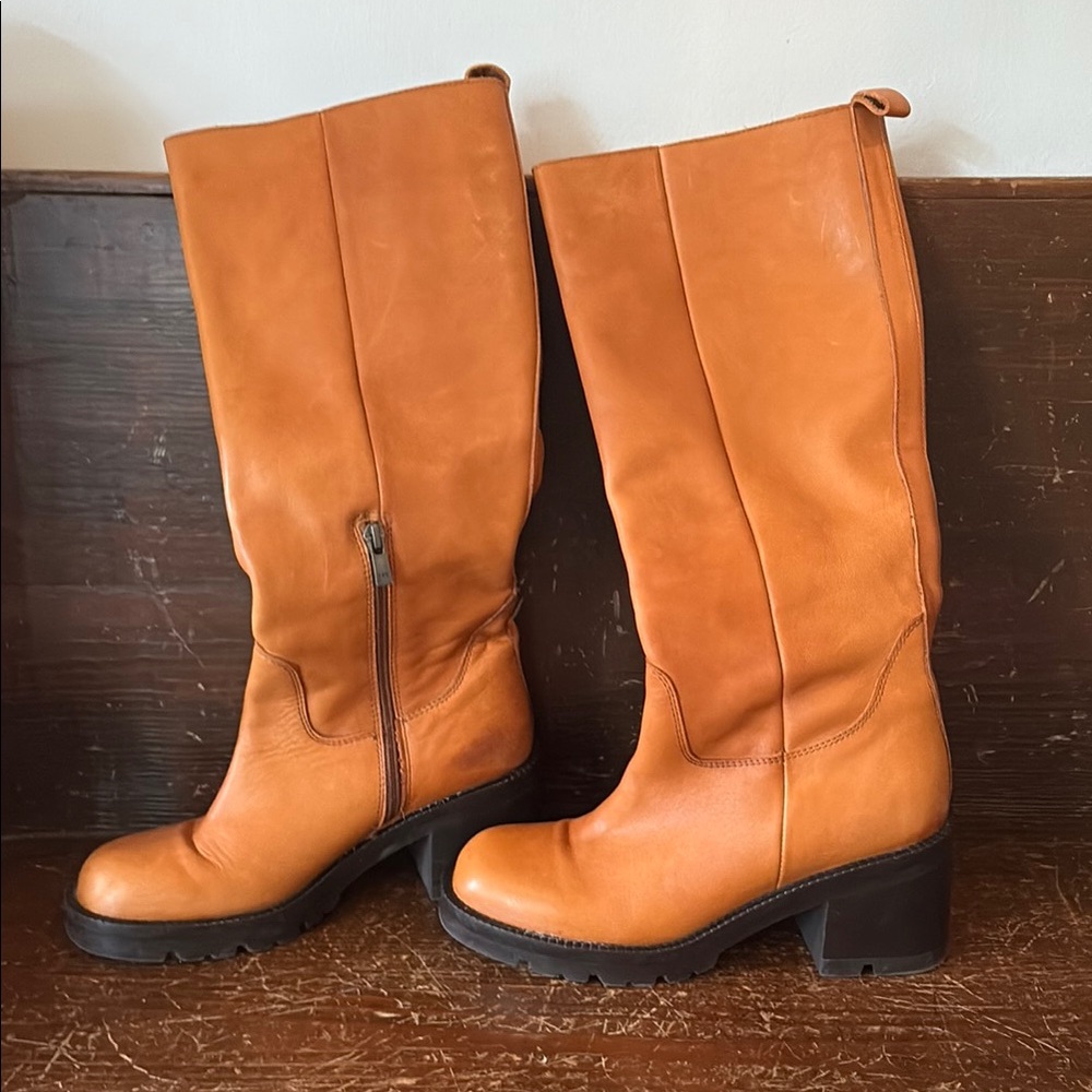 Steve Madden Lug-Sole Tan Leather Knee-High Boots, Size 7M